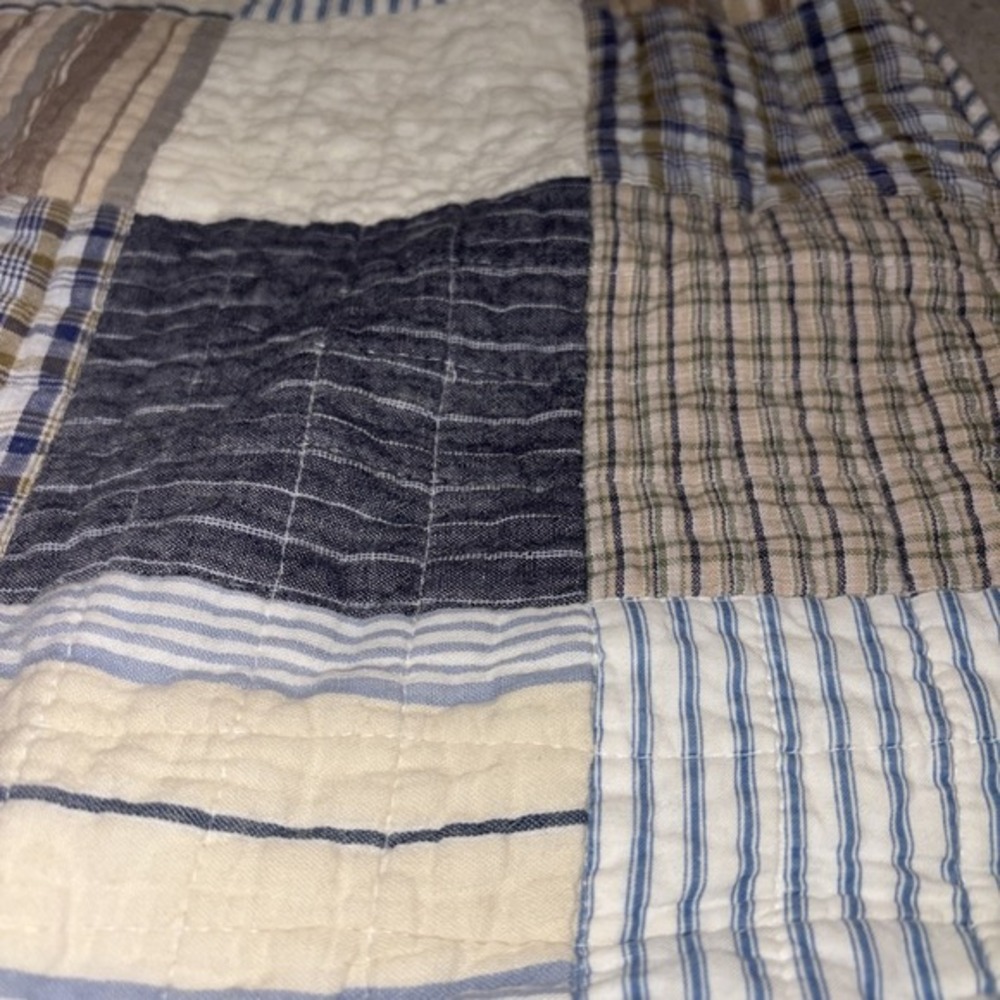Ruff Hewn Farmhouse Pair Quilted Patchwork Pillow Shams - Picture 7 of 9
